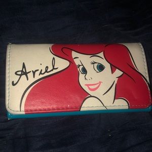 Ariel wallet